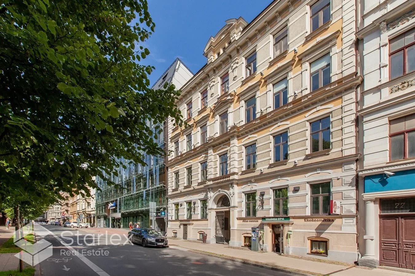 Офис с раковиной в центре Риги, недалеко от парка Верманес.
