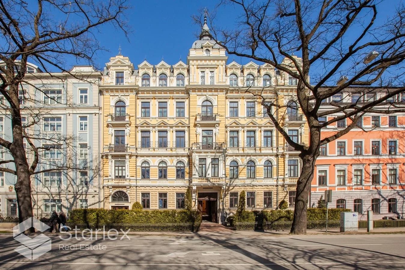 Эксклюзивное офисное помещение в историческом здании рядом с парком Кронвальда