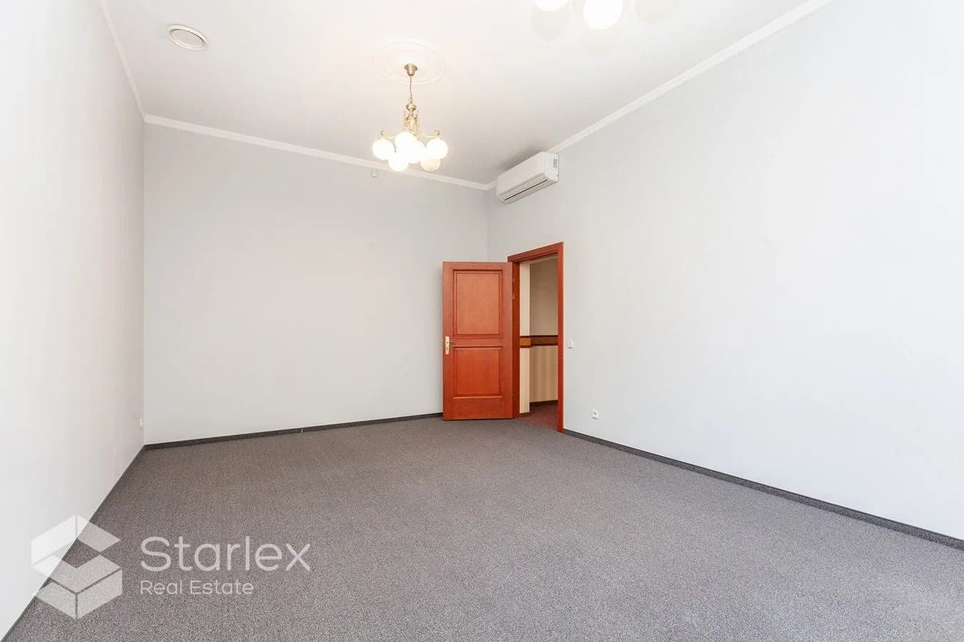Biroja telpas prestižā ēkā Rīgas centrā 5