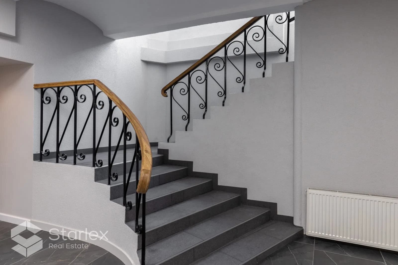 Salons Brīvības ielā 4