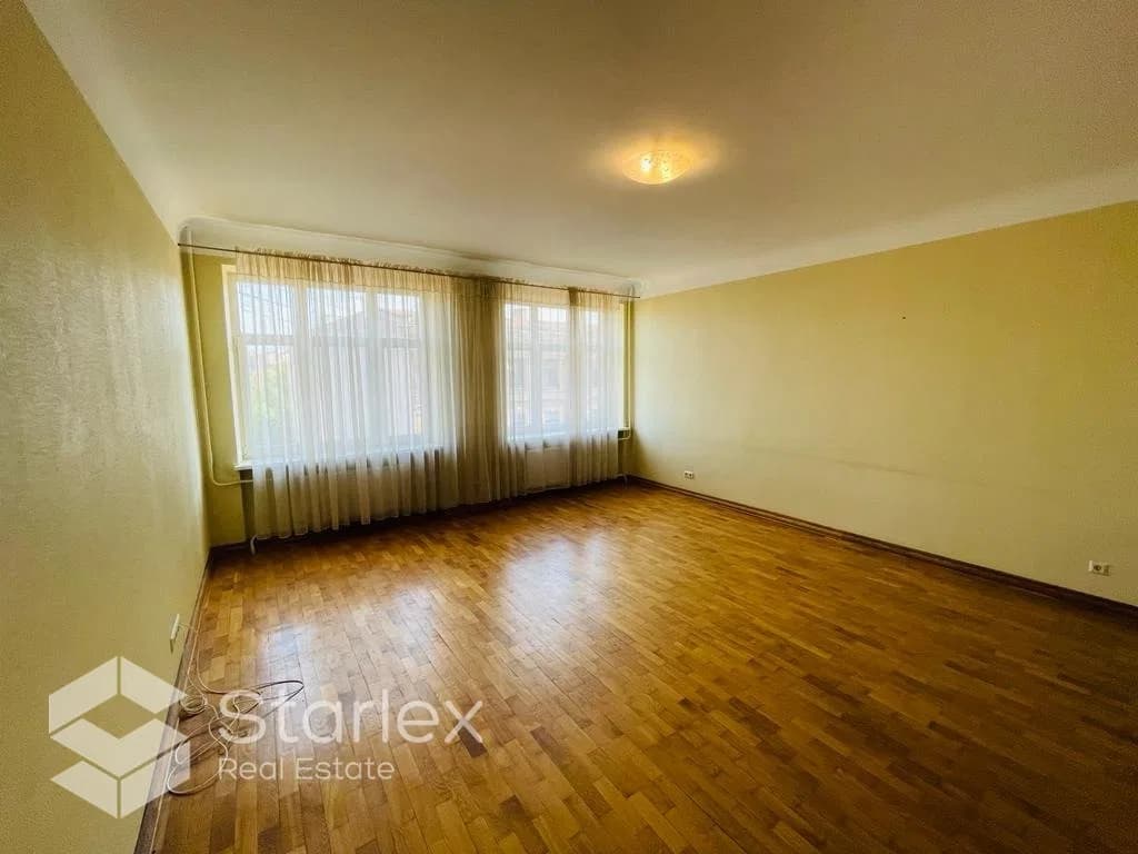 Īrei 5-istabu dzīvoklis ar terasi un balkonu pašā Rīgas centrā 5