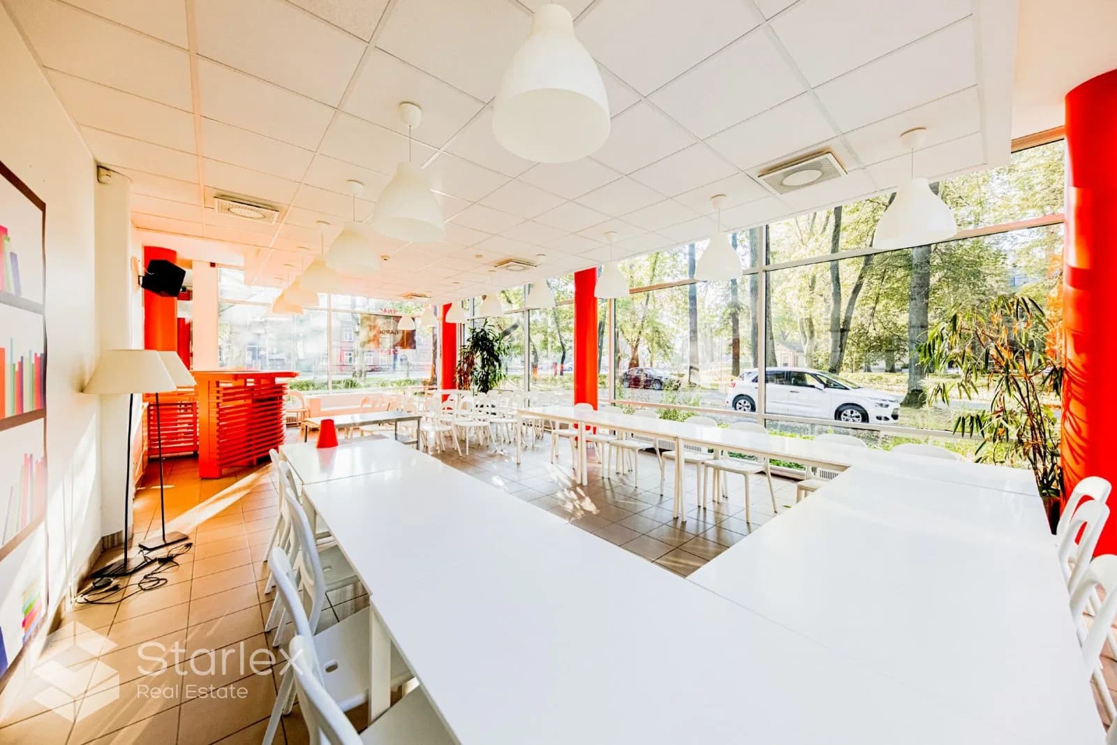Cafe premises 4