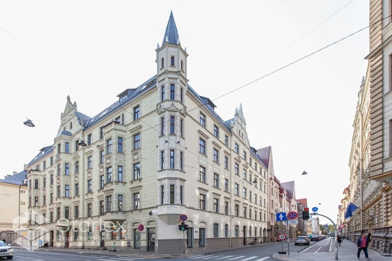 Plašas tūra komerctelpas Rīgas centrā