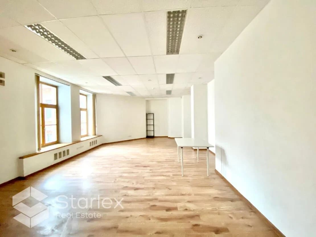 Birojs Rīgas centrā Berga bazāra biroju kompleksā 3