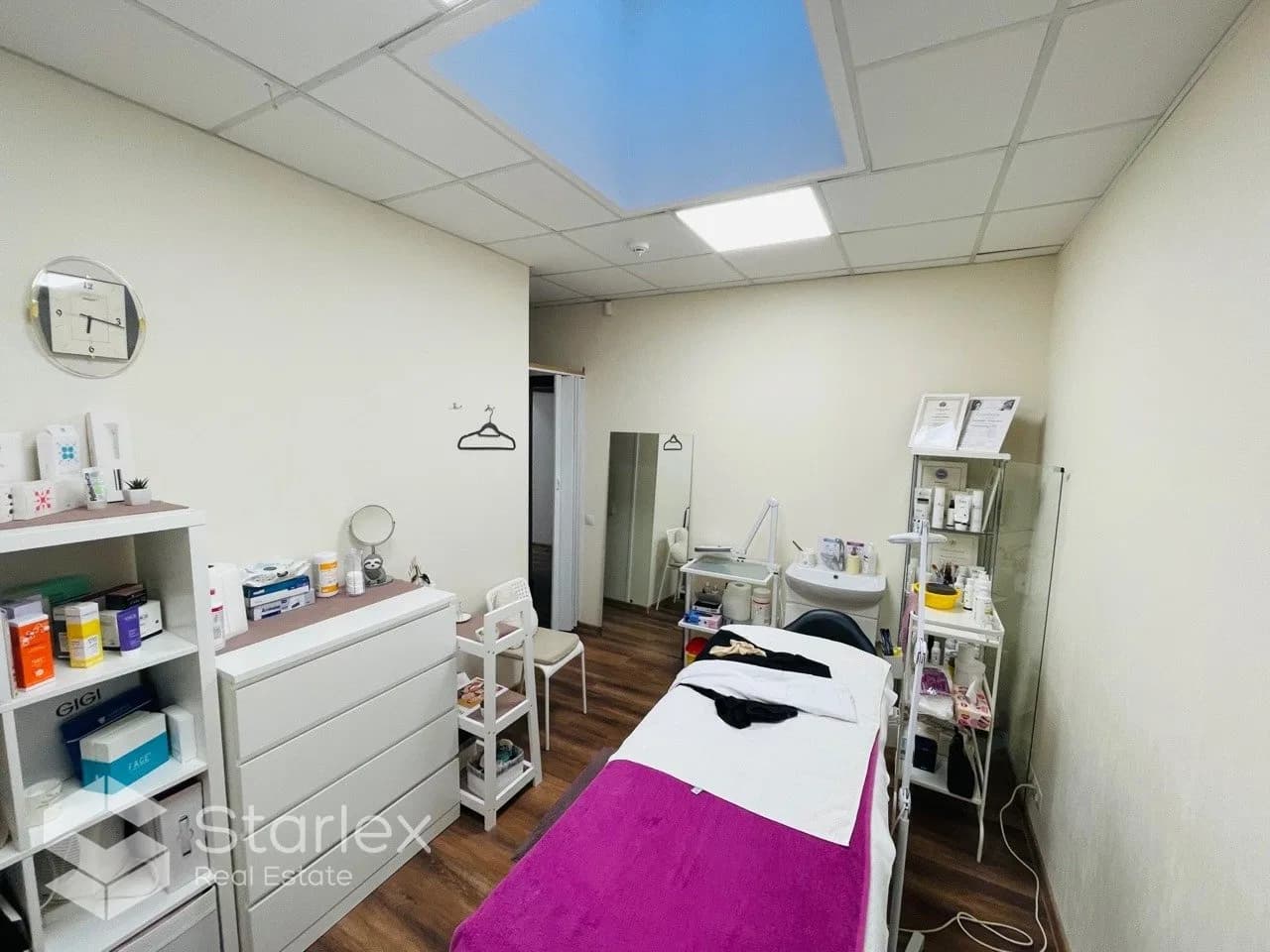 Space suitable for a salon/office in the center of Riga 5