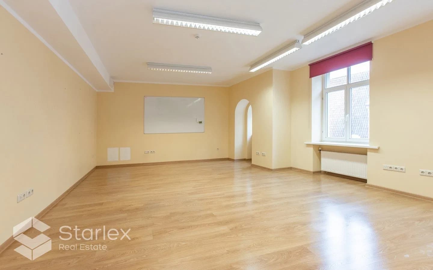 Birojs Vecrīgā pie Pulvertorņa 5