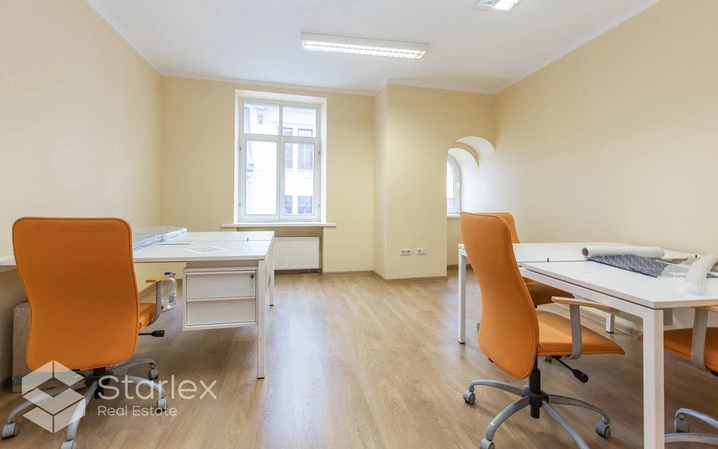 Birojs Vecrīgā pie Pulvertorņa 2