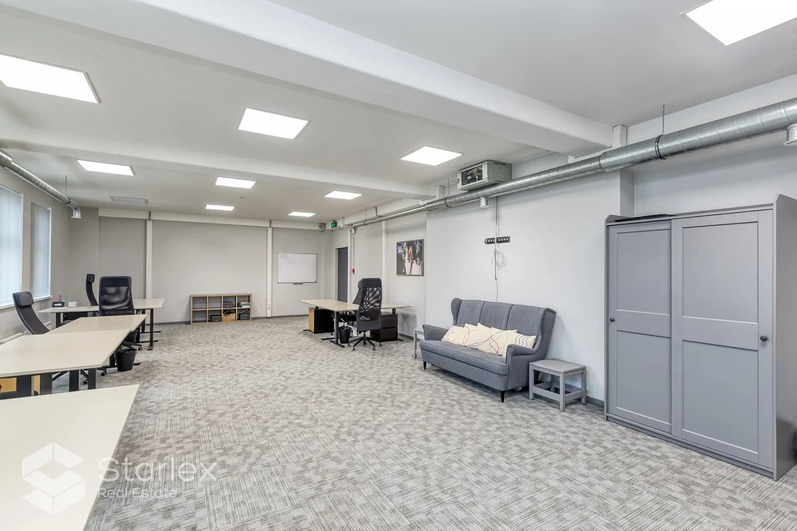 Pilnībā mēbelēts birojs Riverside Offices 5