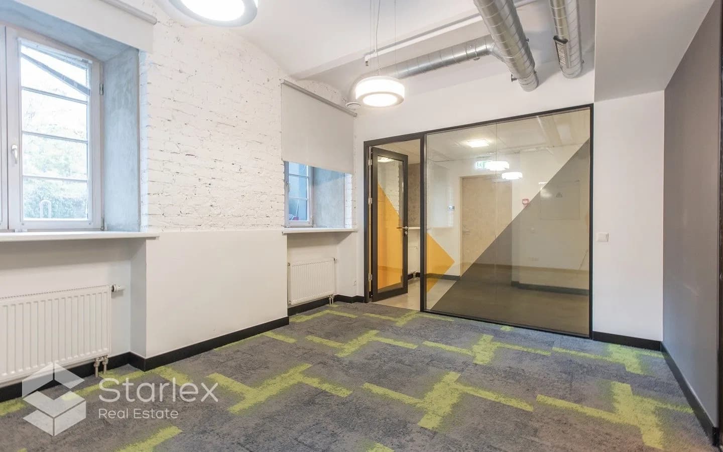 A klases biroja telpas Rīgas centrā pie AC Hotel by Marriott Riga 2