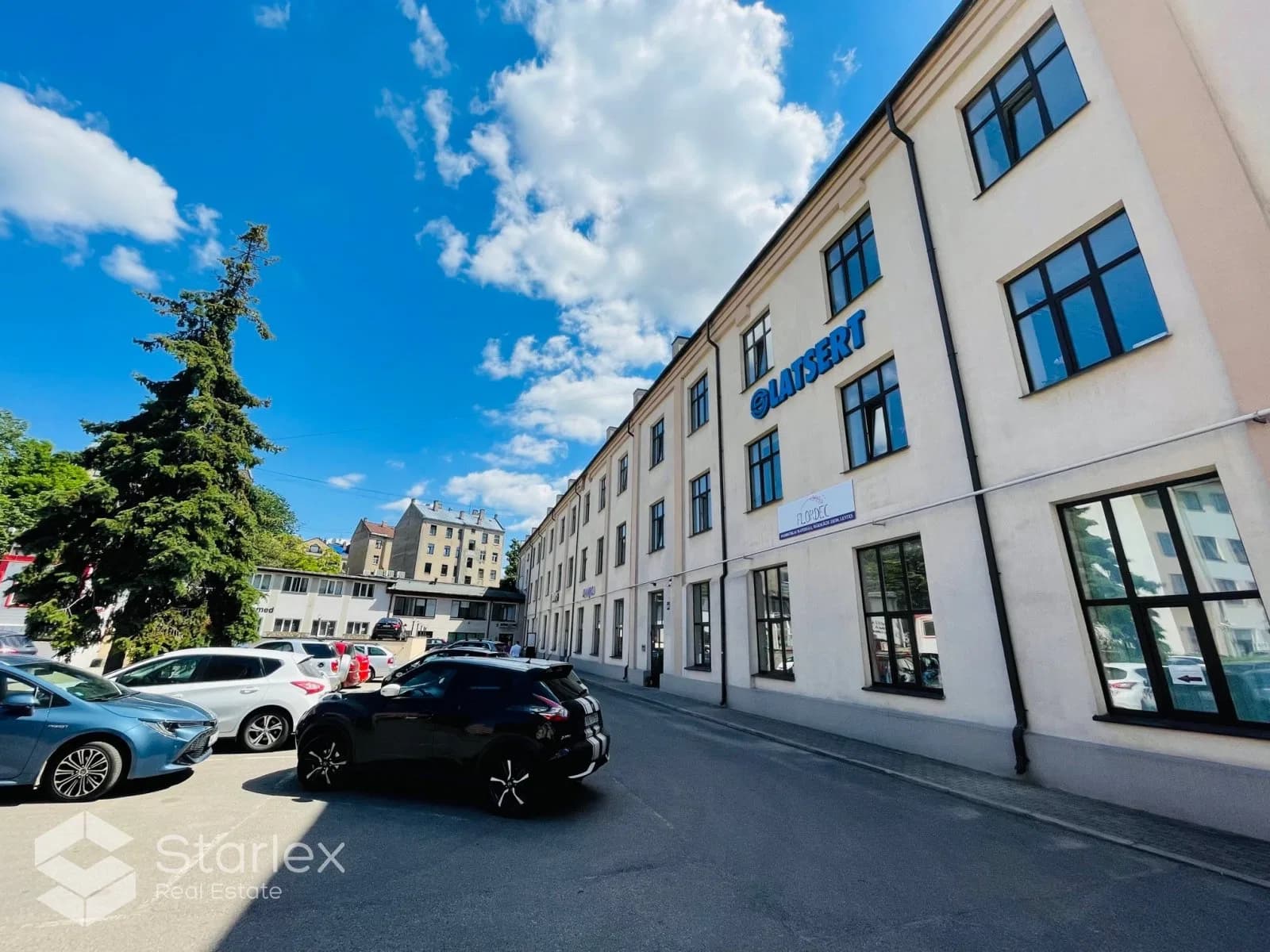 Office with parking in the center of Riga