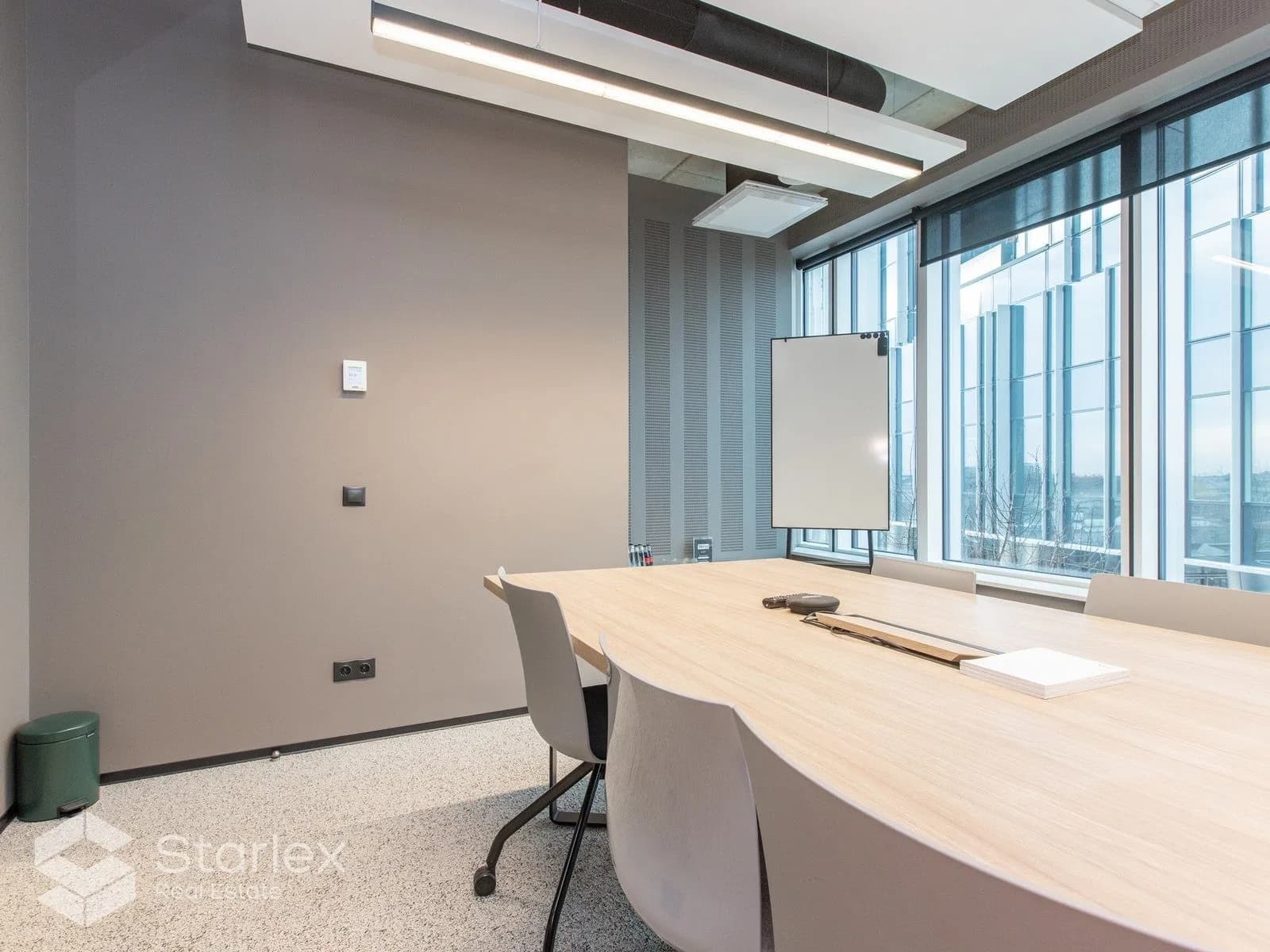 Furnished class A office in the VERDE office building 5