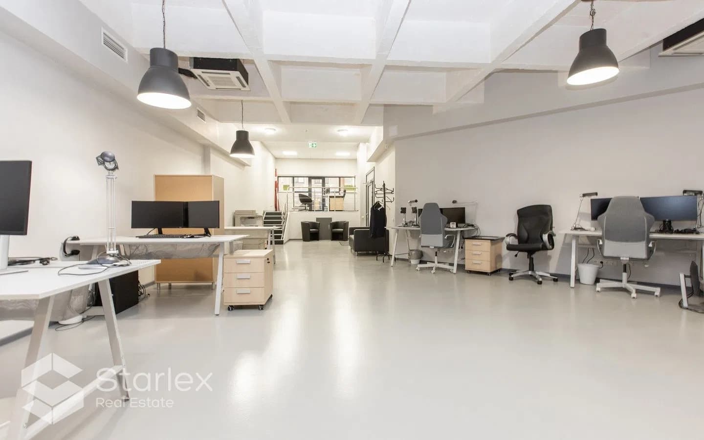 High-end office in a renovated building in the center of Riga 2