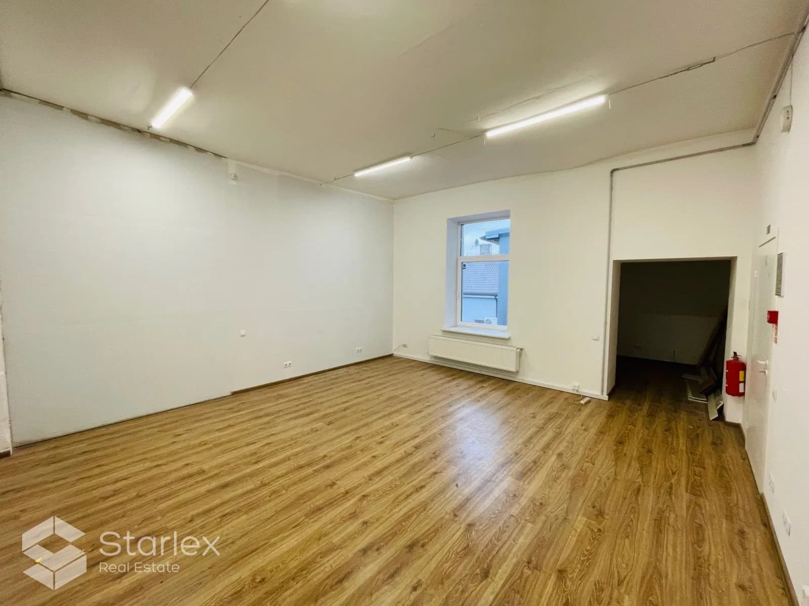 Office in the center of Riga with free parking 4