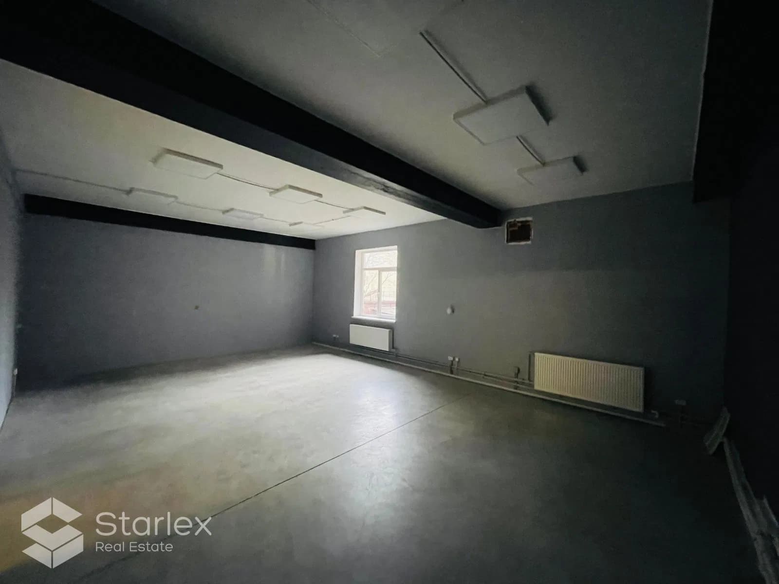 Office suitable for beauty care in the center of Riga with free parking 4