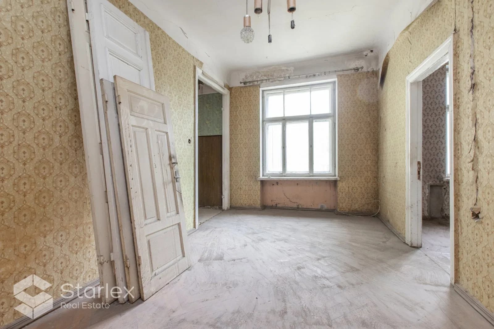 Lāčplēša iela 35, Centrs, Rīga 4