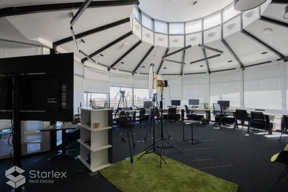 Class A office with panoramic view in the ''Valdemāra centrs'' office building 4