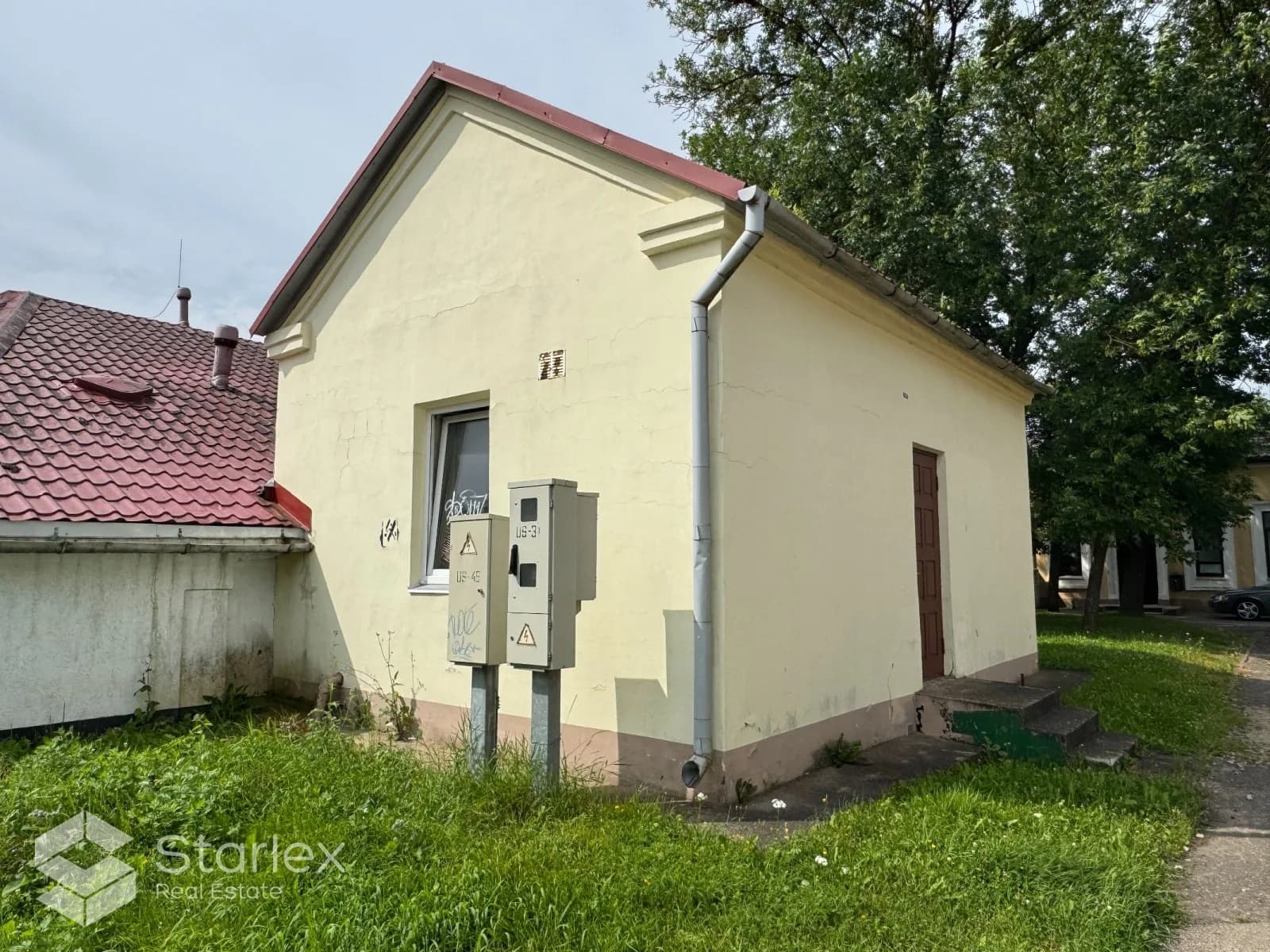 Trīs komercbūves Rēzeknē. 2