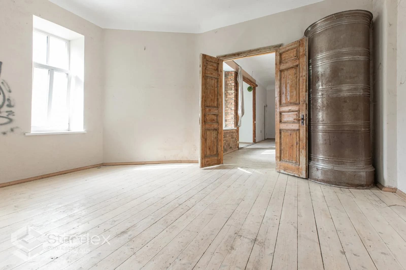 Two-room apartment in the center 4