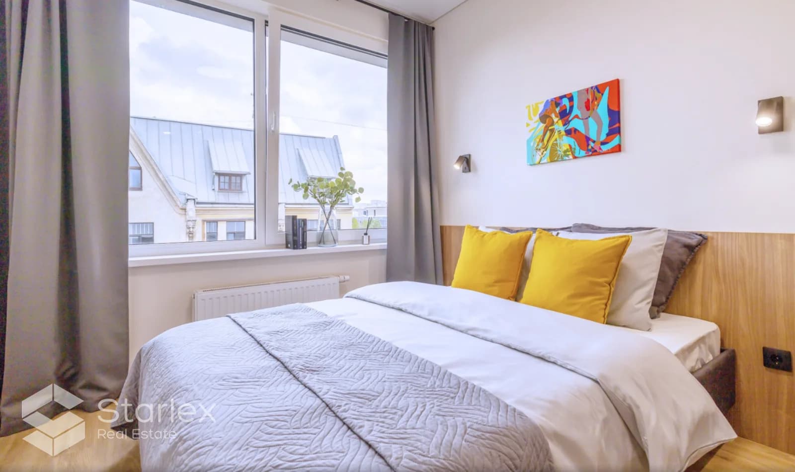 Spacious, bright studio 25.2 m² in the center of Riga
