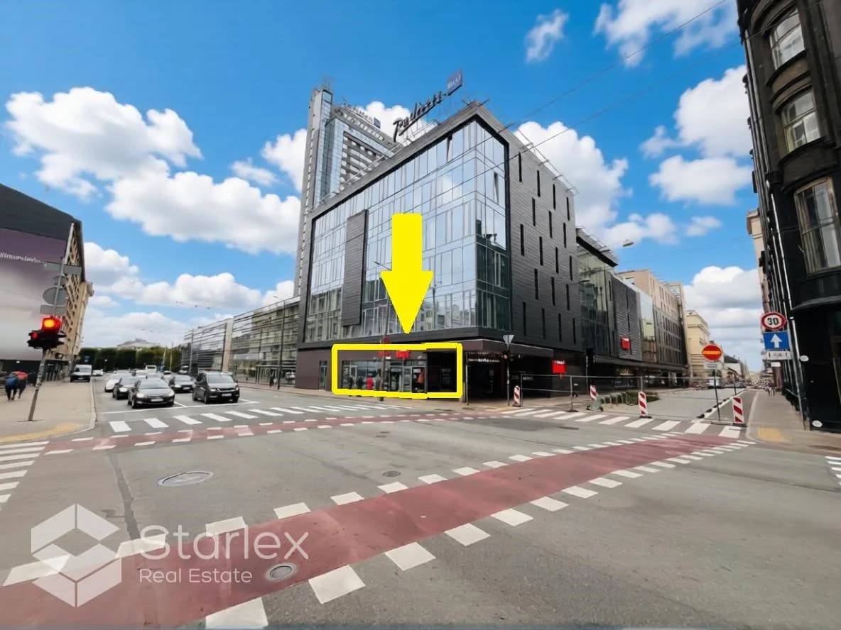 Corner retail space at the intersection of Brīvības/Dzirnavu streets 5