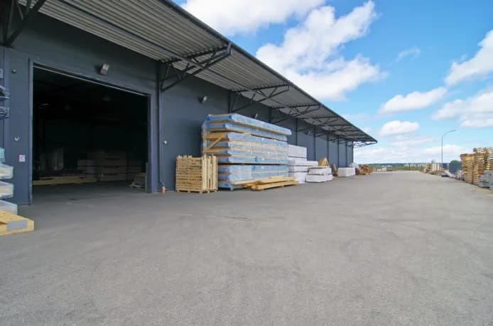 Warehouses, production facilities in Pinki 3