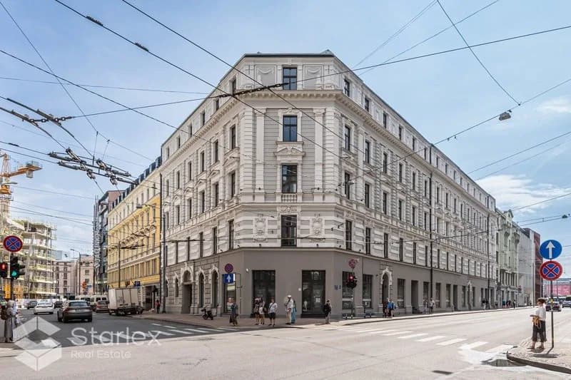 Коммерческие помещения в реконструированном проекте Place4