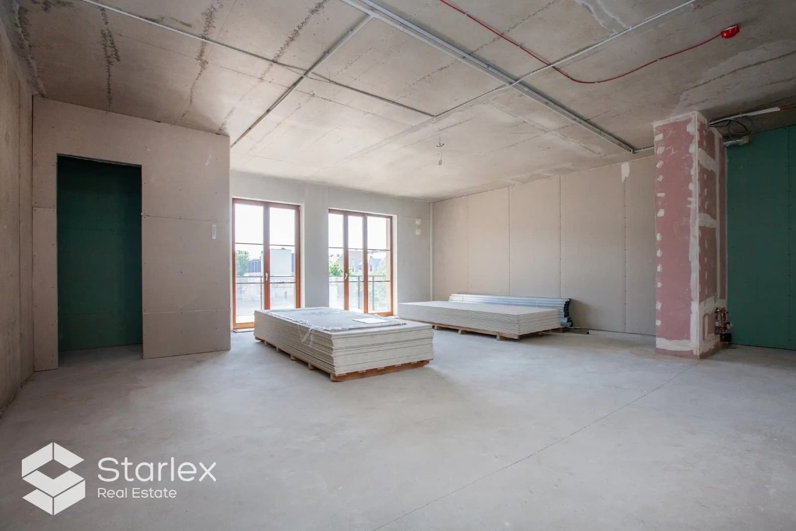 Pop-up birojs jaunajā projektā ''Lofts & Rosegold''