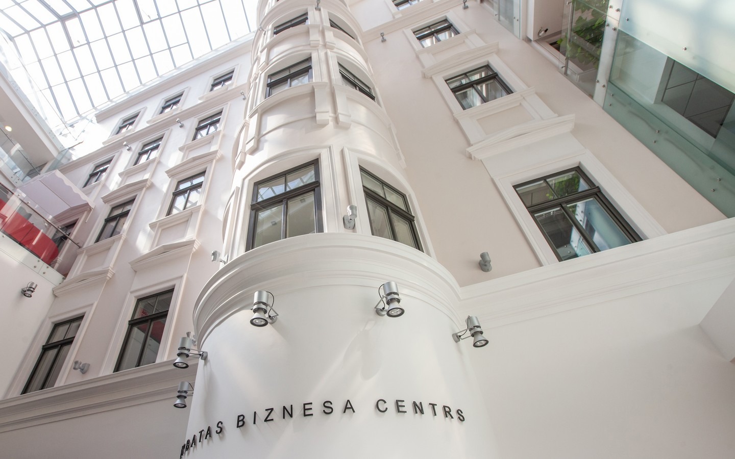 terbatas-biznesa-centrs