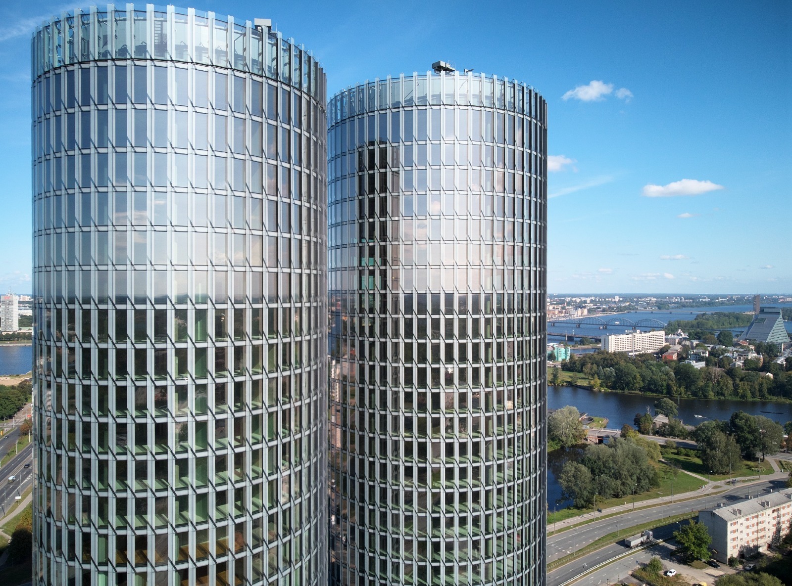 spaces-zunda-towers